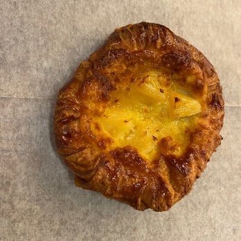Chateau De Chantilly Cafe - Pineapple Danish - Bakeries Near Me - Chantilly, Virginia Chateau De Chantilly Cafe - Pineapple Danish - Bakeries Near Me - Chantilly, Virginia