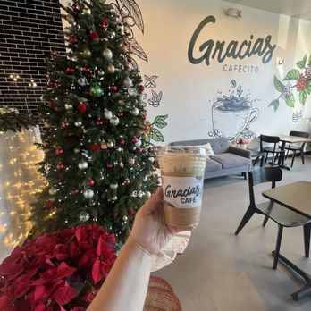 Gracias Cafecito - Iced pumpkin spice latte w pumpkin cold foam 100/10 - Breakfast & Brunch Near Me - Paramount, California