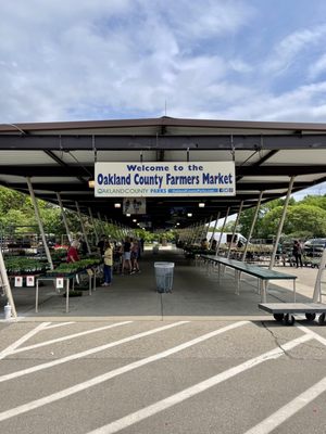 Oakland County Farmer's Market by null