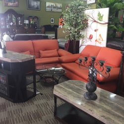 Furniture World - Se habla español