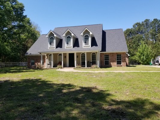 Knowles Roofing Logo