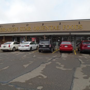 Soga Mochi Donut - Outside of the building, view looking north - Soga is located inside the grocery store. - Donuts Near Me - Saint Paul, Minnesota