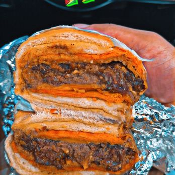 Datz Deli - IG: Taste_bbuddz - Delis Near Me - New York, New York Datz Deli - IG: Taste_bbuddz - Delis Near Me - New York, New York