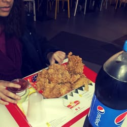Chicken & Chicken - Luna  ha fame....