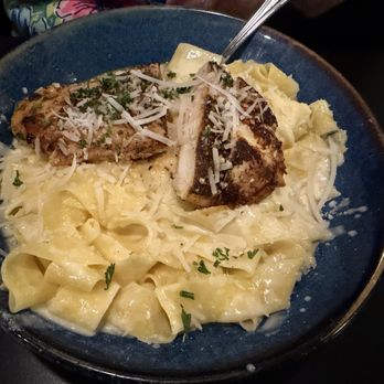 Black N Bleu Restaurant - Blackened Chicken Alfredo - Bars Near Me - Mechanicsburg, Pennsylvania