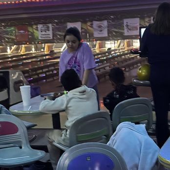 KC Bowl - Bowling Near Me - Kansas City, Kansas KC Bowl - Bowling Near Me - Kansas City, Kansas