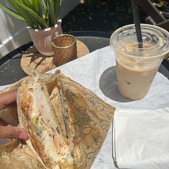 Little Nelly - Perennial Spring sandwich - Sandwiches Near Me - Burbank, California Little Nelly - Perennial Spring sandwich - Sandwiches Near Me - Burbank, California