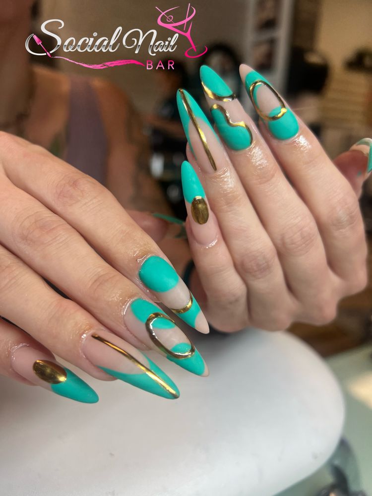 SOCIAL NAIL BAR Updated August 2024 356 Photos & 33 Reviews 362 S