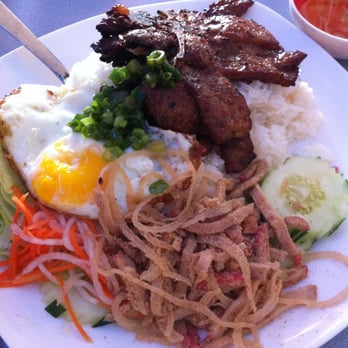 Pho Da Lat - Com Suon Bi and Egg! So BBQ Pork with julienne pork skin....yum!! - Chinese Near Me - Chelmsford, Massachusetts Pho Da Lat - Com Suon Bi and Egg! So BBQ Pork with julienne pork skin....yum!! - Chinese Near Me - Chelmsford, Massachusetts