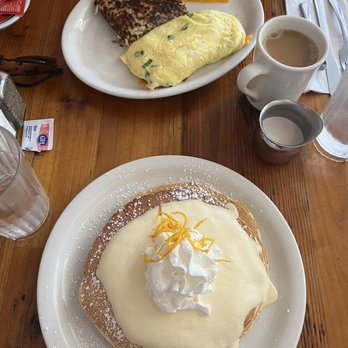 Moke’s Bread And Breakfast - Lilikoi pancakes and mokapu omelette - Breakfast & Brunch Near Me - Honolulu, Hawaii Moke’s Bread And Breakfast - Lilikoi pancakes and mokapu omelette - Breakfast & Brunch Near Me - Honolulu, Hawaii