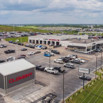 Clement Auto Service - Car Dealers Near Me - Bridgeton, Missouri