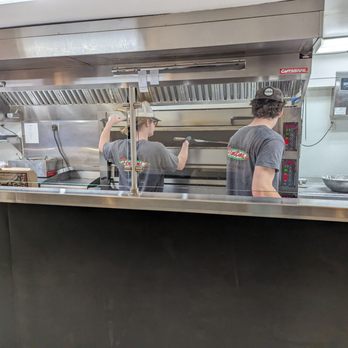 Fentoni’s Pizzeria - Pizza Near Me - Carolina Beach, North Carolina