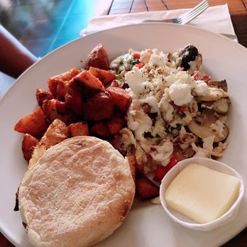 The Hideout Kitchen - New American Near Me - Lafayette, California