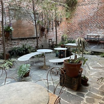 Fourth Wall - Courtyard - Coffee & Tea Near Me - New Orleans, Louisiana