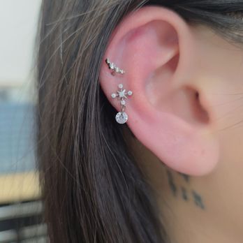 Piercing Cloud - Mid helix - Piercing Near Me - Las Vegas, Nevada