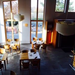 Pauls-Event-Vinothek - Eingangsbereich bis maximal 30 Sitzplätzen.