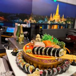 Maki Sushi & Thai Restaurant