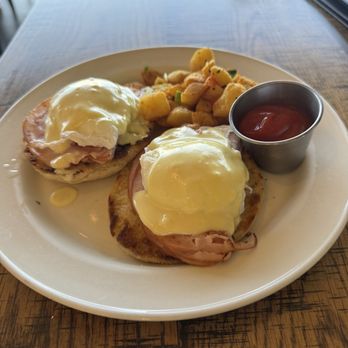 Buckman's Grille - American Near Me - Henderson, Nevada