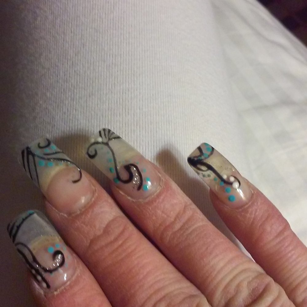 Anna Nails & Spa - Nail Salons Near Me - Wyomissing, Pennsylvania