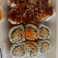 Miso Ya Japanese & Korean Cuisine - Spicy chicken roll and California roll
