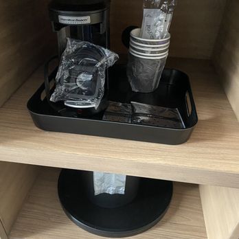 Hampton Inn Boston Seaport District - room coffee maker and ice bucket - Hotels Near Me - Boston, Massachusetts Hampton Inn Boston Seaport District - room coffee maker and ice bucket - Hotels Near Me - Boston, Massachusetts