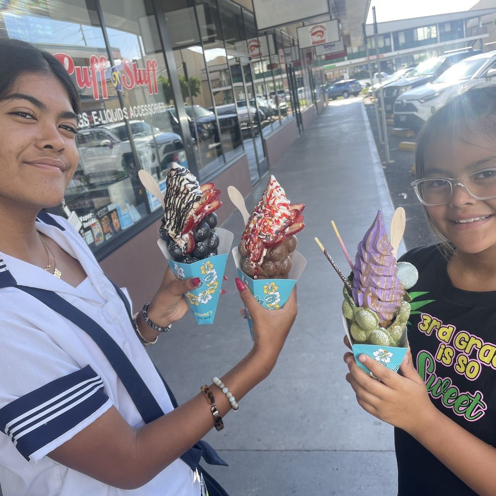 Double Three - So delicious. Create your own treat. The strawberries were fresh. - Ice Cream & Frozen Yogurt Near Me - Honolulu, Hawaii Double Three - So delicious. Create your own treat. The strawberries were fresh. - Ice Cream & Frozen Yogurt Near Me - Honolulu, Hawaii