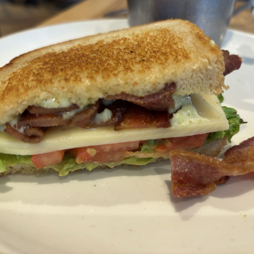 Hill & Vine - BLTA, so freaking good - Cocktail Bars Near Me - Fredericksburg, Texas