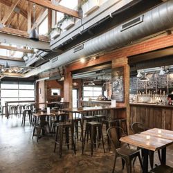 Craft Tasting Room and Growler Shop