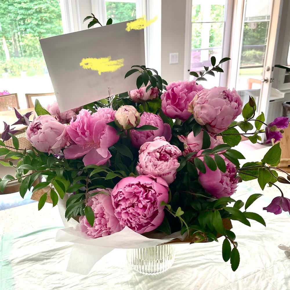Peony bundle bouquet Peony bundle bouquet