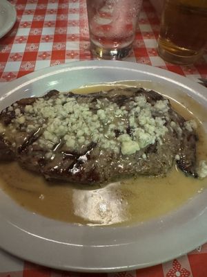 Vince's Italian Restaurant & Pizzeria by null
