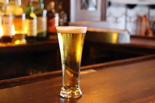 Luke's Bar & Grill by null