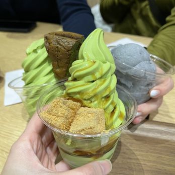 Nana's Green Tea - Desserts Near Me - Bellevue, Washington