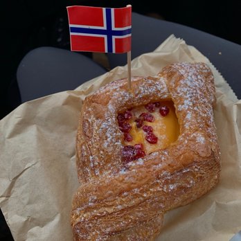 Byen Bakeri - Lingonberry pastry - Bakeries Near Me - Seattle, Washington Byen Bakeri - Lingonberry pastry - Bakeries Near Me - Seattle, Washington