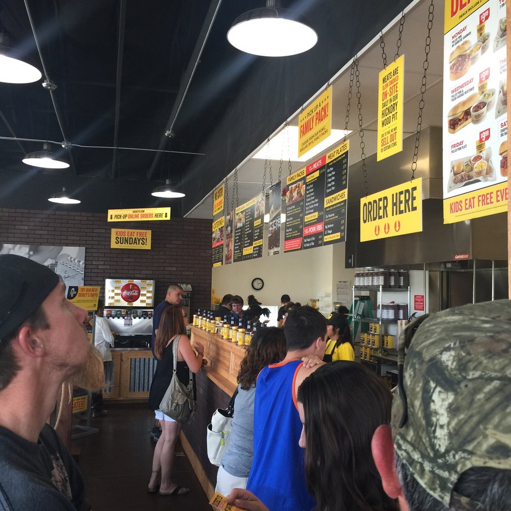 Dickey's Barbecue Pit - a line of people waiting in line - Barbeque Near Me - Farmington, New Mexico