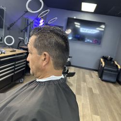 Santa Barbershop