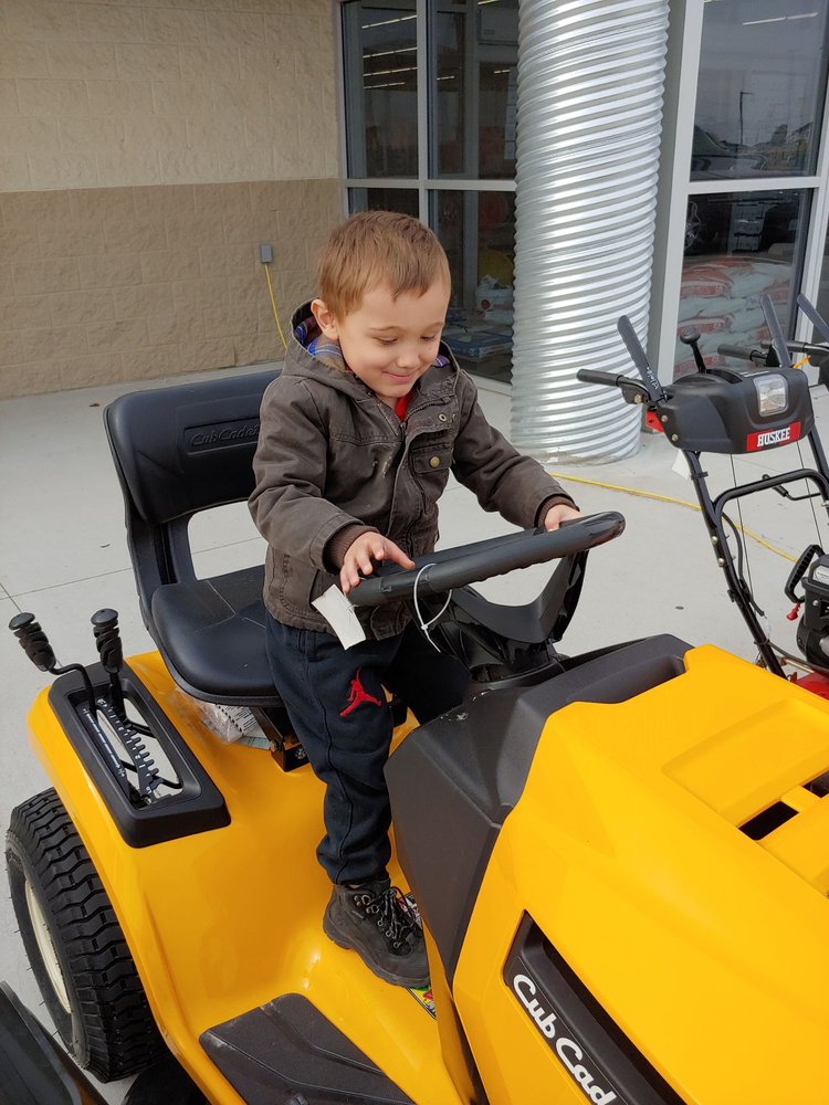 TRACTOR SUPPLY Updated September 2024 979 N Meridian Rd, Kuna