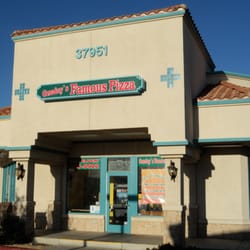 Gezziny's Famous Pizza