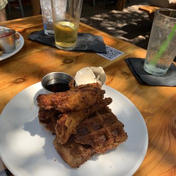 Hops & Thyme - Chicken and waffles - Beer Gardens Near Me - Lakeway, Texas
