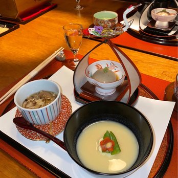 Kaiseki Yu-zen Hashimoto - Now this.. IS A WORK OF ART - Japanese Near Me - Toronto, Ontario Kaiseki Yu-zen Hashimoto - Now this.. IS A WORK OF ART - Japanese Near Me - Toronto, Ontario
