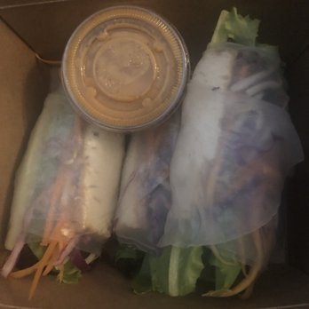 Rice Noodle Thai - 4 Piece Veggie Fresh Rolls - Thai Near Me - Omaha, Nebraska Rice Noodle Thai - 4 Piece Veggie Fresh Rolls - Thai Near Me - Omaha, Nebraska