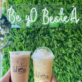 BLTea - Large Vietnamese Coffee & Snowy Lemon Passion. - Bubble Tea Near Me - Los Angeles, California