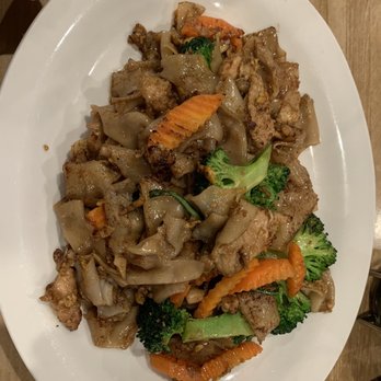 Racha Café - Thai Near Me - Berkeley, California