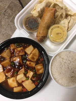 Hong Kong Express And Poke Express by null