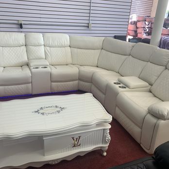 Colerain Furniture - Furniture Stores Near Me - Cincinnati, Ohio Colerain Furniture - Furniture Stores Near Me - Cincinnati, Ohio