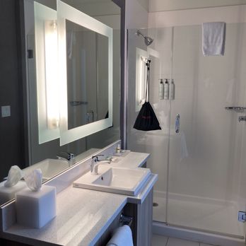 SpringHill Suites by Marriott Durango - Bath - Hotels Near Me - Durango, Colorado