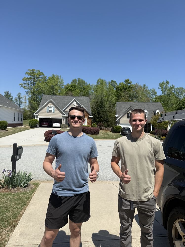 Slide of Studs Gutter Cleaning