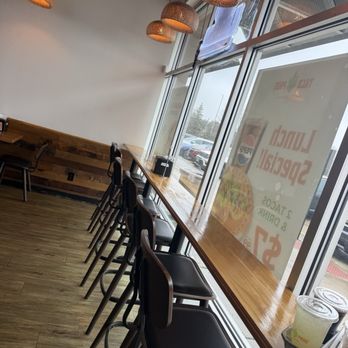 Taco Pros - Gurnee - Window seating - Mexican Near Me - Gurnee, Illinois