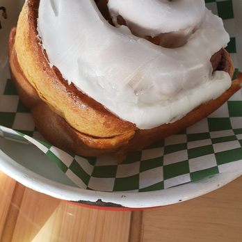 Rooster - Cinnamon roll - Coffee & Tea Near Me - Cancún, ROO