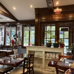Anasa Greek Kitchen - Nice, cozy atmosphere!