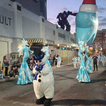 Macy's Holiday Parade - Performing Arts Near Me - Orlando, Florida